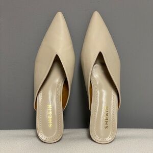 SHE&IN Cream Mule Shoe, Pointed Toe, Block Heel, Women 8.5, New